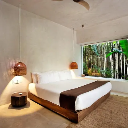 Stunning Villa 4Br, Concierge Service, Gated, Paddle Court