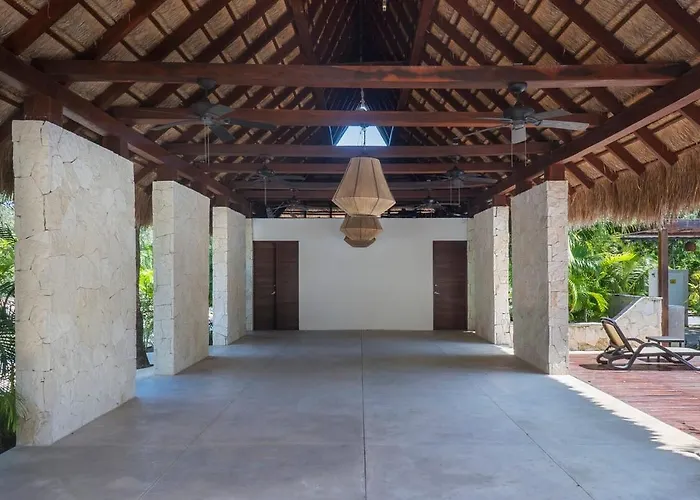 Stunning 4br, Concierge Service, Gated, Paddle Court * Tulum