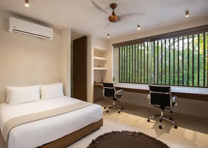 Stunning 4br, Concierge Service, Gated, Paddle Court * Tulum