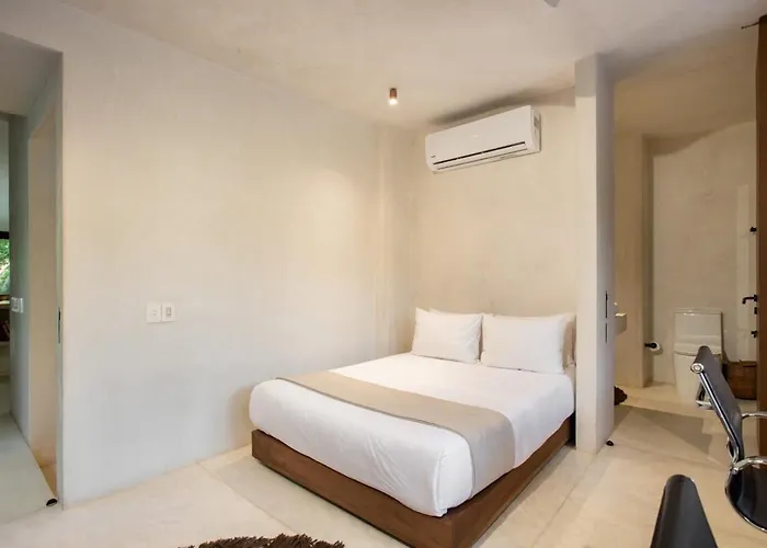 Stunning 4br, Concierge Service, Gated, Paddle Court Pousada