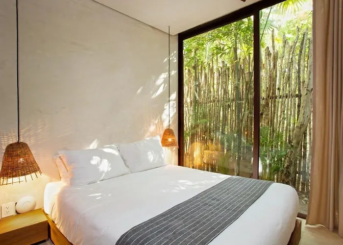Stunning 4br, Concierge Service, Gated, Paddle Court * Tulum