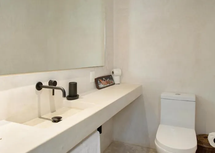 Stunning 4br, Concierge Service, Gated, Paddle Court Pousada Tulum
