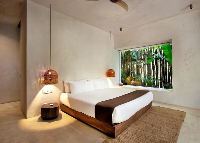 Stunning 4br, Concierge Service, Gated, Paddle Court Pousada Tulum