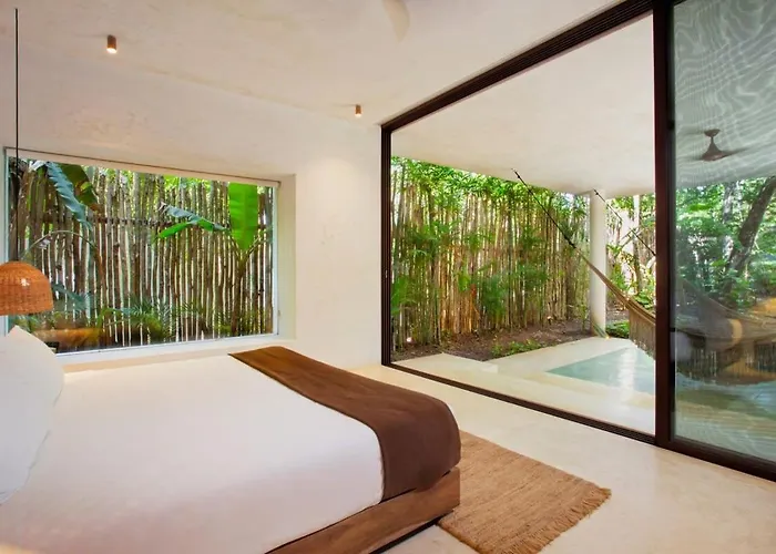 Stunning 4br, Concierge Service, Gated, Paddle Court * Tulum