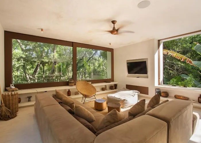 Stunning 4br, Concierge Service, Gated, Paddle Court Tulum